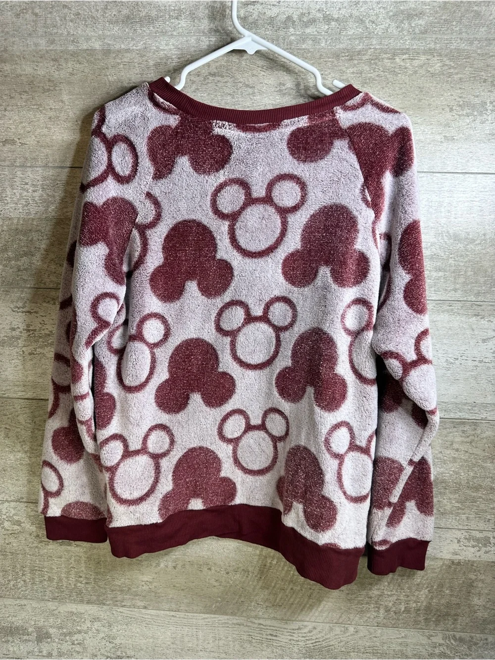 Disney Mickey Mouse Fleece Jogger Pajama Lounge Set Burgundy Size Large - Picture 3 of 15